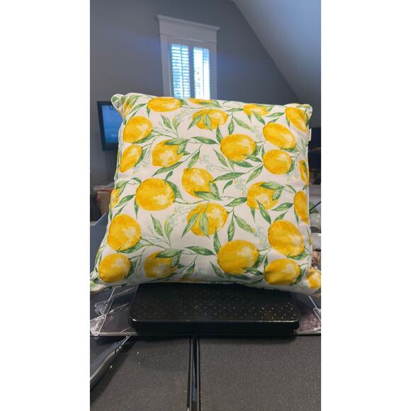 Lemon Pillow - Picture 2 of 2